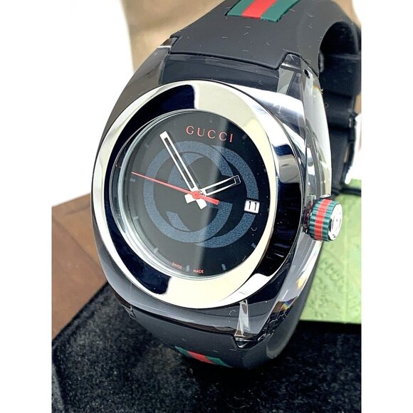 GUCCI Men's Watch  SYNC YA137101 Swiss Quartz Black Rubber Band 46mm - Picture 1 of 14